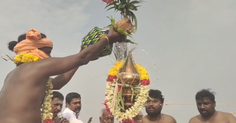 சிவன் கோயிலில் கோலாகலமாக நடைபெற்ற  கும்பாபிஷேக விழா!