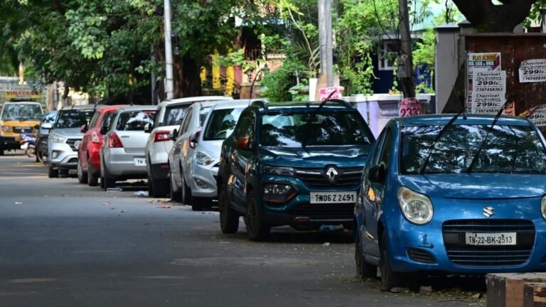 சென்னையில் பார்க்கிங் இடம் இருந்தால் மட்டுமே கார் வாங்க முடியும்; சட்டமாக்க பரிந்துரை  