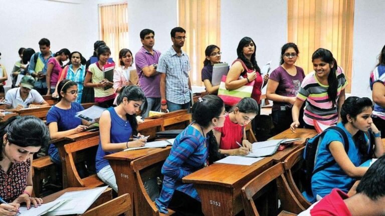 கலை அறிவியல் கல்லூரிகள் கோடை விடுமுறைக்கு பின் திறப்படுவது எப்போது?  