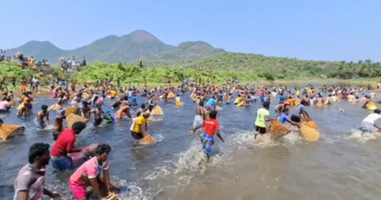 நத்தம் அருகே நடைபெற்ற மீன்பிடி திருவிழா!