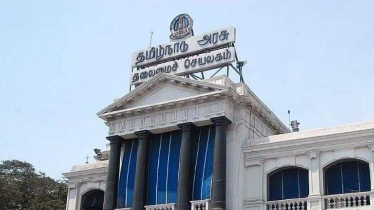 ஒரே நேரத்தில் 55 ஐஏஎஸ் அதிகாரிகள் இடமாற்றம்; தமிழக அரசு அதிரடி  
