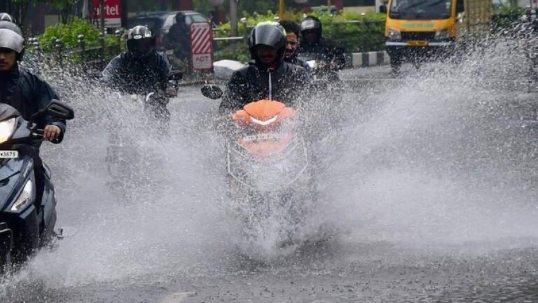 நீலகிரி மற்றும் கோவைக்கு ஆரஞ்சு அலர்ட்; வானிலை ஆய்வு மையம் எச்சரிக்கை  