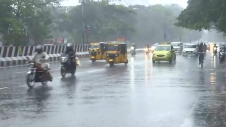 தமிழகத்தில் 11 மாவட்டங்களில் இன்று கனமழை எச்சரிக்கை: வானிலை ஆய்வு மையம் அறிவிப்பு  