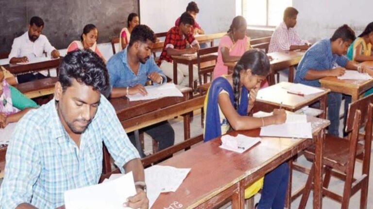 முதுகலை ஆசிரியர் பணியிடங்களுக்கான தேர்வை ஒத்திவைத்தது டிஆர்பி  
