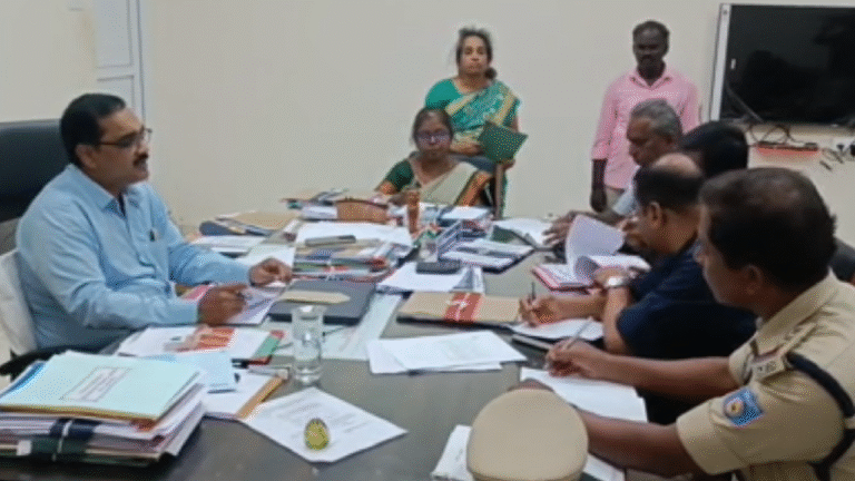 தமிழக, கேரள எல்லை பகுதி வழியாக நடைபெறும் கடத்தலை தடுப்பது குறித்து ஆலோசனை!