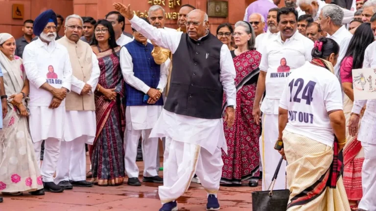 குடியரசு துணைத் தலைவர் வேட்பாளர் தேர்வு – இண்டி கூட்டணி ஆலோசனை!