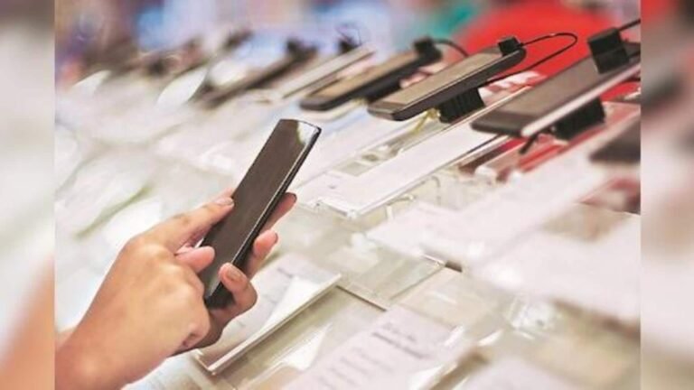 இந்தியாவின் ஸ்மார்ட்போன் ஏற்றுமதி Rs.1 டிரில்லியன் மதிப்பை தாண்டியது  