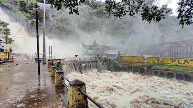 தமிழகத்தில் இன்று கனமழை பெய்யும் வாய்ப்பு: வானிலை ஆய்வு மையம் எச்சரிக்கை  