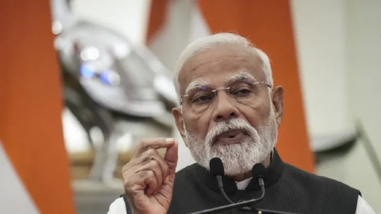 மணிப்பூர் செல்கிறார் பிரதமர் மோடி!