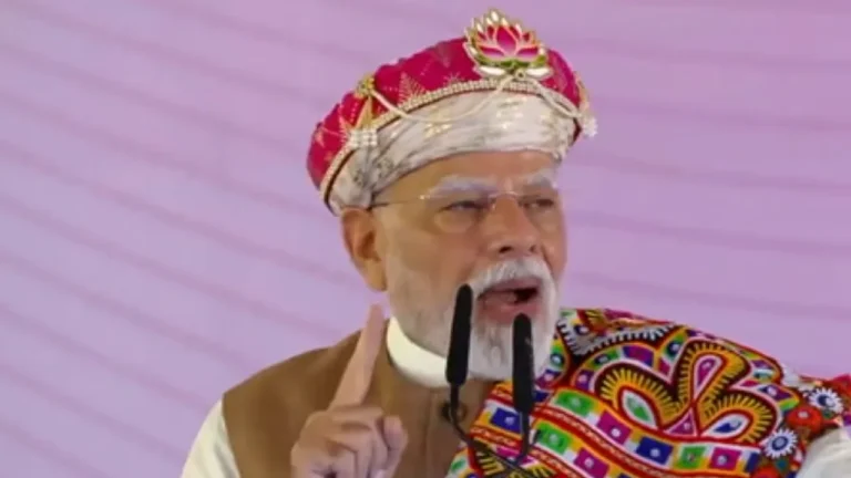 கண் இமைக்கும் முன்பு பாக். தீவிரவாதிகளை இந்தியா அடிபணிய வைத்தது – பிரதமர் மோடி