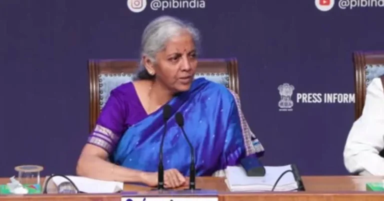 நாளை முதல் அமலுக்கு வருகிறது புதிய ஜிஎஸ்டி விதிமுறை – அத்தியாவசிய பொருட்களின் விலை குறைகிறது!
