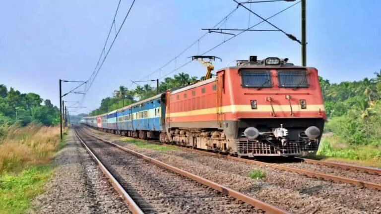 தீபாவளி சிறப்பு ரயில்கள் முன்பதிவு தொடக்கம்..!