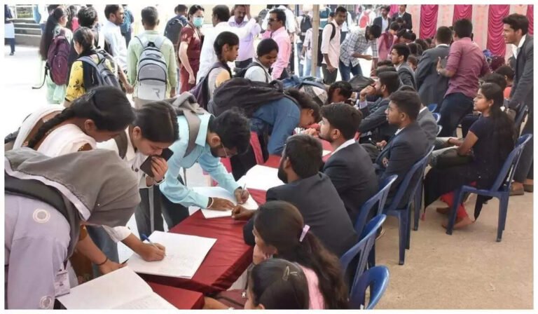 கோவையில் நாளை மறுநாள் தனியார் துறை வேலைவாய்ப்பு முகாம்..!