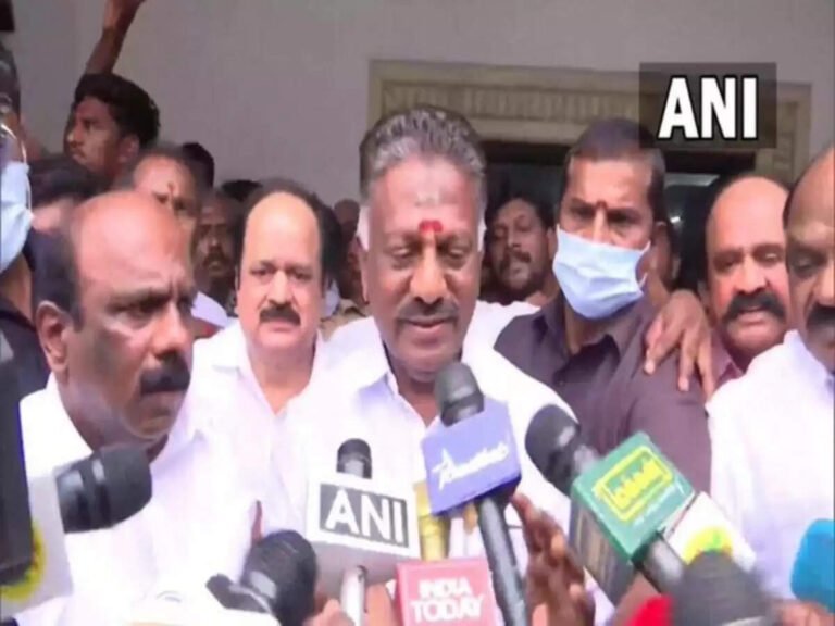 ஒரே வார்த்தையில் எடப்பாடி தலையில் இடியை இறக்கிய ஓபிஎஸ்..!