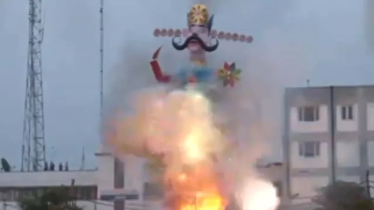 விஜயதசமியையொட்டி ராவணன் வதம் நிகழ்ச்சி!
