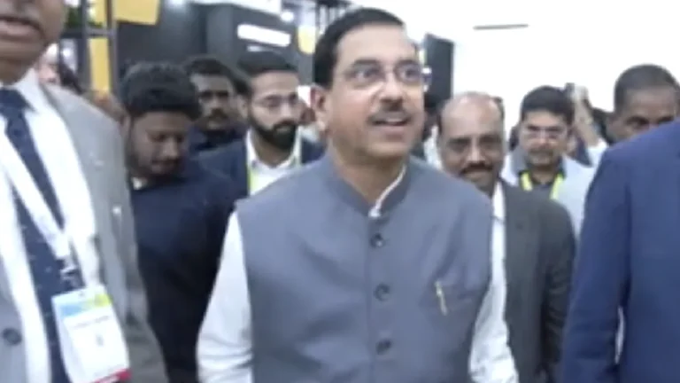 100 ஜிகாவாட் காற்றாலையிலிருந்து பெறுவதே இலக்கு – மத்திய அமைச்சர் பிரகலாத் ஜோஷி