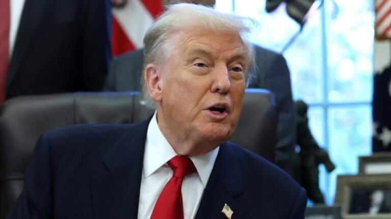 ரஷ்யாவின் கூட்டாளிகள் மீதான 500% கட்டணத் திட்டங்களை ஆதரித்த டிரம்ப்  