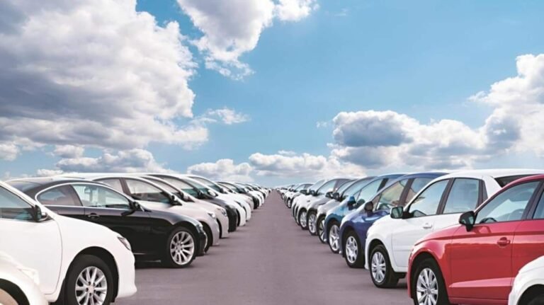 நவம்பரில் பயணிகள் வாகன விற்பனை 21% உயரும் என எதிர்பார்ப்பு  