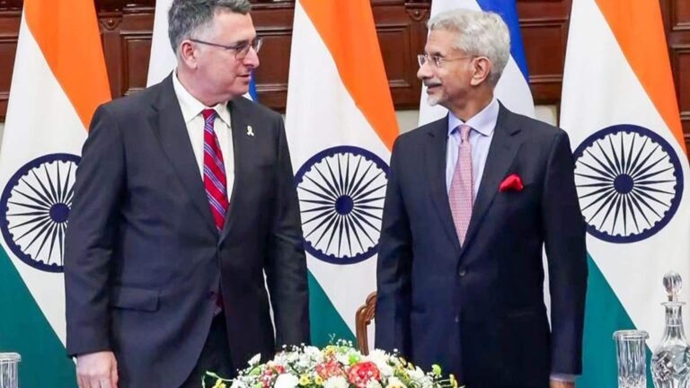 இந்தியாவும் இஸ்ரேலும் இராணுவ ஒத்துழைப்பை அதிகரிக்க முக்கிய பாதுகாப்பு ஒப்பந்தத்தில் கையெழுத்திட்டன  