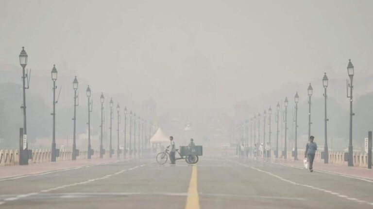 டெல்லியில் தொடர்ந்து 7 ஆவது நாளாக ‘மிக மோசமான’ காற்றுத் தரம்  