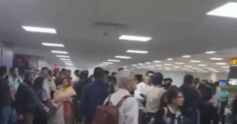 டெல்லி விமான நிலையத்தில் ஏற்பட்ட தொழில்நுட்ப கோளாறு – அஜித் தோவல் தலைமையில் விசாரணை!