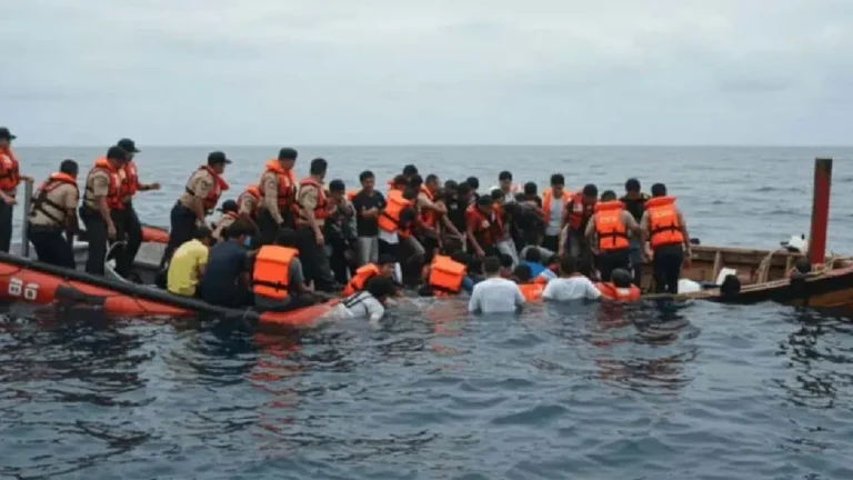 மலேசியா : படகு கவிழ்ந்து விபத்து : 25-ஐ கடந்த பலி எண்ணிக்கை!