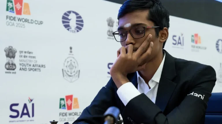 உலகக் கோப்பை செஸ் தொடர் – பிரக்ஞானந்தா வெளியேற்றம்!