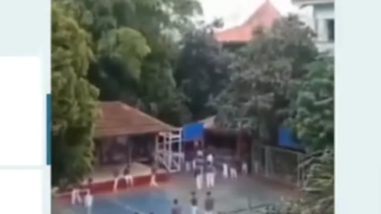 இந்தோனேசியா : பள்ளி வளாகத்தில் உள்ள மசூதியில் வெடி விபத்து – 54 பேர் காயம்!