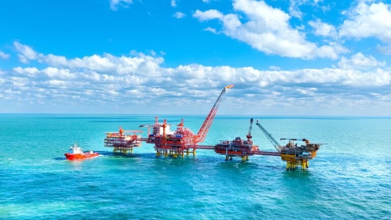 போஹாய் எண்ணெய் வயலில் எண்ணெய் மற்றும் இயற்கை எரிவாயு உற்பத்தியின் புதிய சாதனை