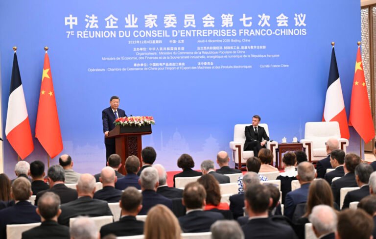சீன-பிரான்ஸ் தொழில் முனைவோர் கமிட்டியின் 7ஆவது கூட்டத்தின் நிறைவு விழாவில் ஷிச்சின்பிங் பங்கேற்பு