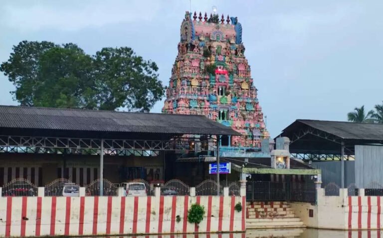 குழந்தை பாக்கியம் இல்லையா? நம்பிக்கையுடன் திருக்கருகாவூர் செல்லுங்கள்! – அதிசய நெய் பிரசாதம்!