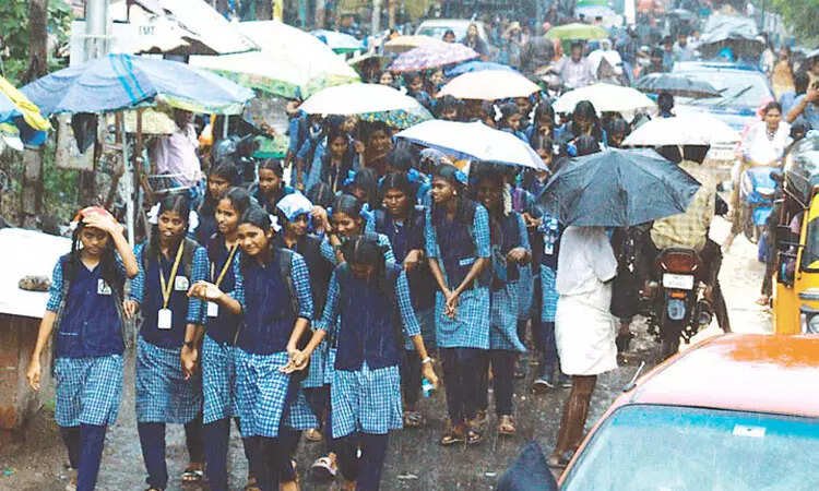 இன்று 2 மாவட்ட பள்ளிகளுக்கு அரை நாள் விடுமுறை அறிவிப்பு..!