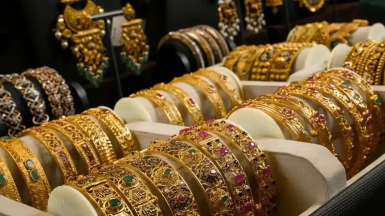 தங்கம் விலை சவரனுக்கு ரூ.640 குறைவு!