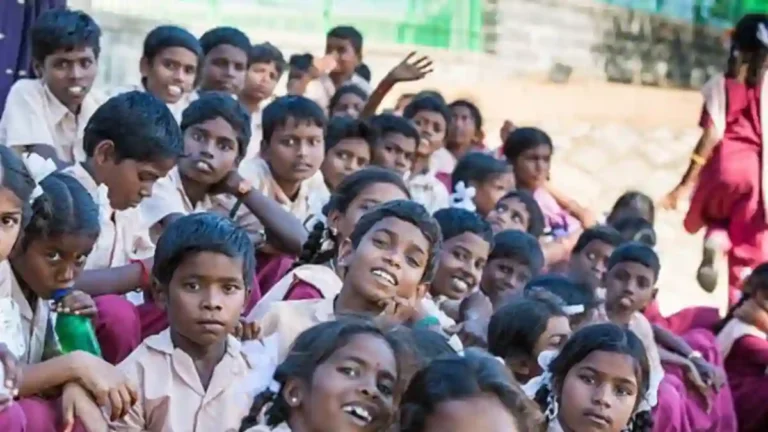 12 நாட்கள் அரையாண்டு விடுமுறை! பள்ளிக்கல்வித்துறை அறிவிப்பு!