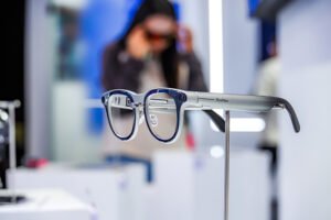 இலட்சம் கோடி யுவானைத் தாண்டும் செயற்கை நுண்ணறிவு தொழிலின் வளர்ச்சி