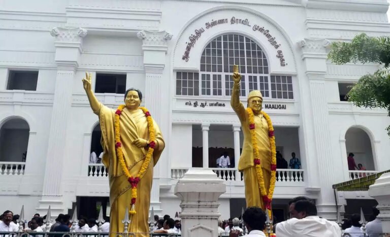 அதிமுக சார்பில் போட்டியிட இன்று முதல் விருப்ப மனு..!!