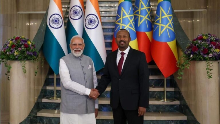 பிரதமர் மோடிக்கு எத்தியோப்பியாவின் உயரிய விருது வழங்கி கௌரவம்  