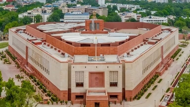 நாடாளுமன்ற குளிர்கால கூட்டத்தொடர் 2025: இரு அவைகளும் ஒத்திவைப்பு  