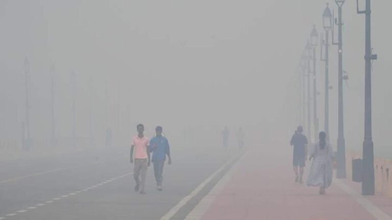 டெல்லியில் அதிகரிக்கும் காற்று மாசு: 50% ஊழியர்களுக்கு ‘வீட்டிலிருந்தே வேலை’ (WFH) கட்டாயம்  