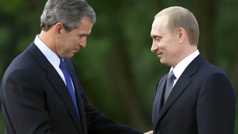 பாகிஸ்தானின் அணு ஆயுதம்: 2001லேயே அமெரிக்காவை எச்சரித்த ரஷ்ய அதிபர்  