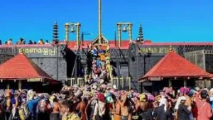 ஐயப்பன் கோயிலில் அலைமோதிய பக்தர்கள் கூட்டம்!