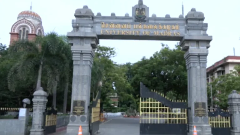 நிதி நெருக்கடியில் சிக்கித் திணறும் சென்னை பல்கலைக்கழகம்!