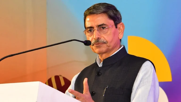 உதகை : தமிழக ஆளுநர் ஆர்.என்.ரவிக்கு உற்சாக வரவேற்பு!