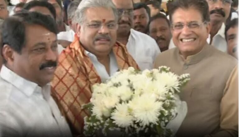 NDA கூட்டணியில் இணைந்த தமாக… ஜி.கே வாசன்