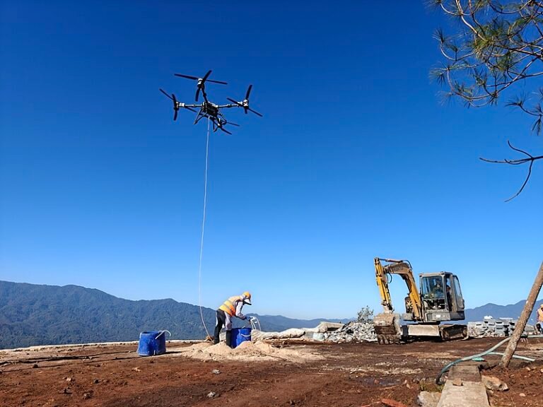 சீனத் தாழ் உயரத்தில் இயங்கும் உபகரணத் தொழில் தொடர்ச்சியான விரிவாக்கம்