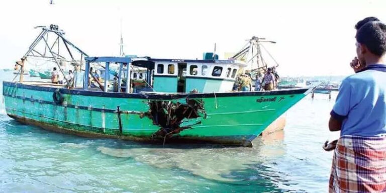 பழவேற்காடு மீனவர்களுக்கு வந்த அலர்ட்