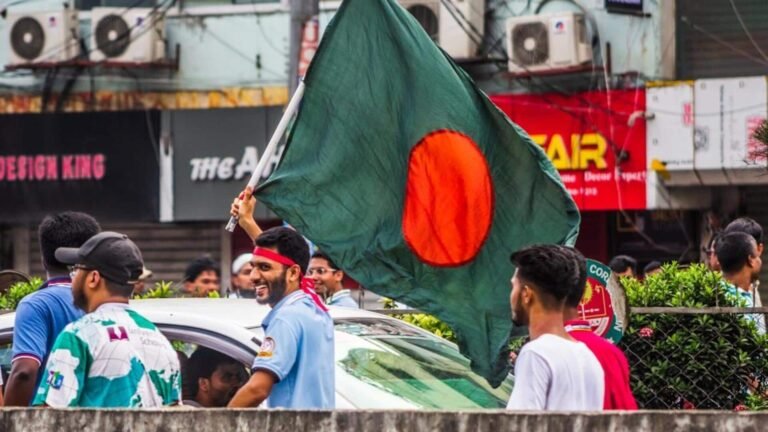 டி20 உலகக்கோப்பை புறக்கணிப்புக்கு இடையே இந்தியா வரும் வங்கதேச துப்பாக்கி சுடும் அணி  