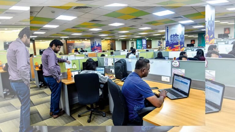 இந்தியாவின் சேவைகள் துறை வளர்ச்சி 11 மாதங்களில் இல்லாத அளவுக்கு குறைந்துள்ளது  