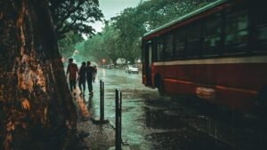 அடுத்த 2 நாட்களுக்கு மிக கனமழை எச்சரிக்கை: 5 மாவட்டங்களுக்கு ரெட் அலர்ட்  