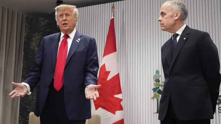 விமான வர்த்தக போர்:கனடா மீது 50% வரி விதிக்க போவதாக டிரம்ப் மிரட்டல்  